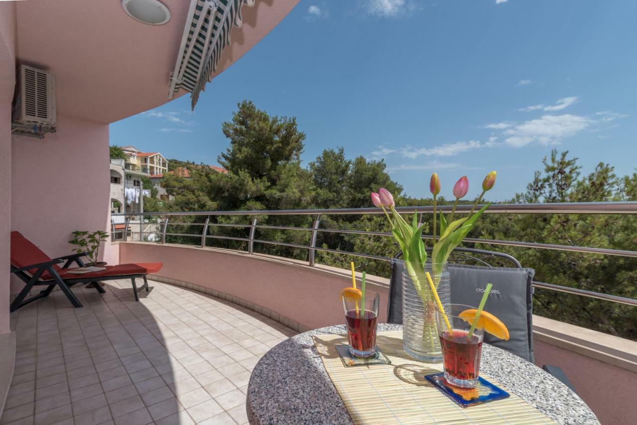 Apartment Sea View Trogir Exterior foto