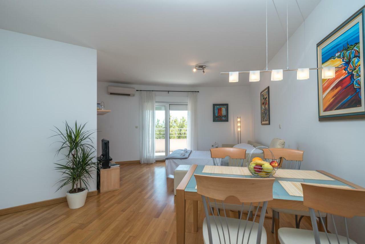 Apartment Sea View Trogir Exterior foto